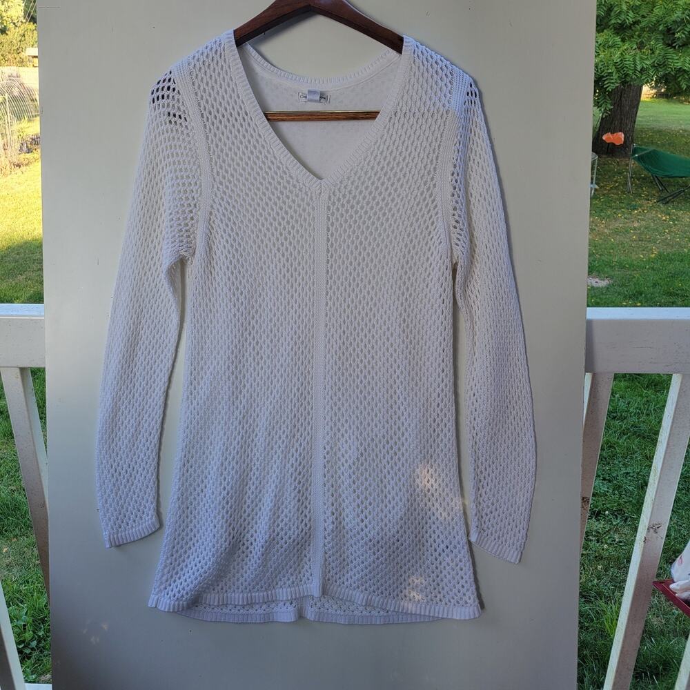 American Eagle Outfitters White Open-Knit V-Neck Sweater